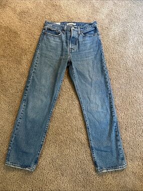 Levi Wedgie Straight Jeans